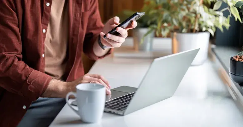 Jak pobrać aplikację Delikatesy Centrum – prosty poradnik dla każdego urządzenia